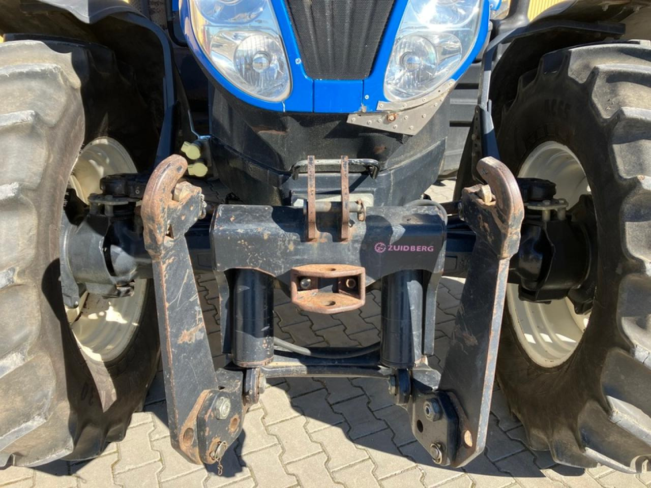 New Holland T7030 // GPS STARFIRE 6000 - Farm tractor: picture 5 New Holland T7030 // GPS STARFIRE 6000 - Farm tractor: picture 5