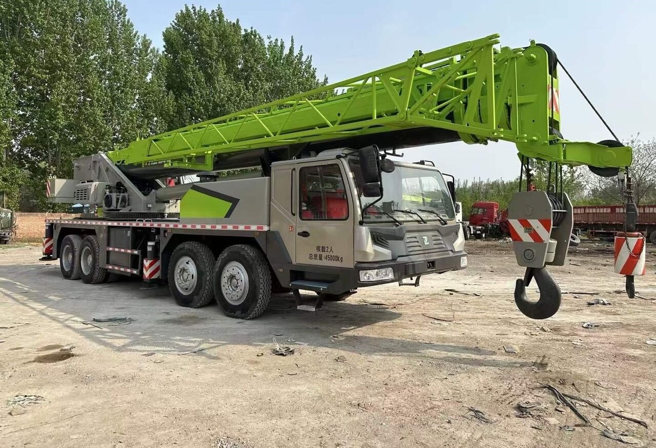 Zoomlion Used 70 Ton Zoomlion Mobile Truck Crane Chinese Brand Model ZTC7 - Mobile crane: picture 2 Zoomlion Used 70 Ton Zoomlion Mobile Truck Crane Chinese Brand Model ZTC7 - Mobile crane: picture 2