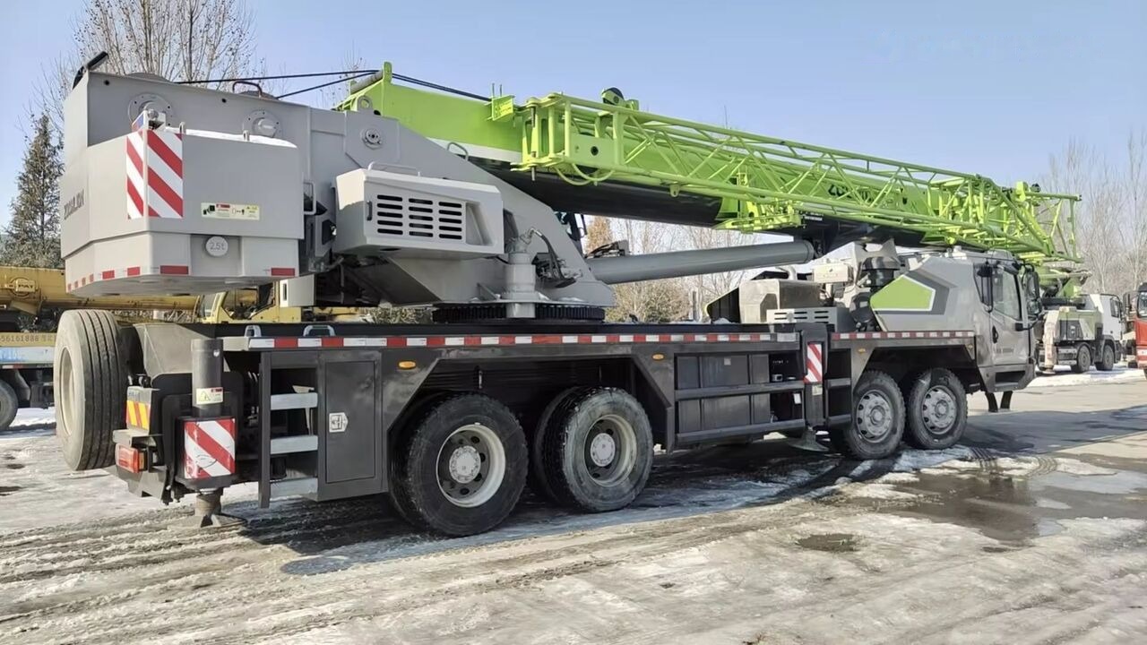 Zoomlion ZTC350 ZTC250 ZTC550 ZTC1000 35t 35ton 50t 70t - Mobile crane: picture 3 Zoomlion ZTC350 ZTC250 ZTC550 ZTC1000 35t 35ton 50t 70t - Mobile crane: picture 3