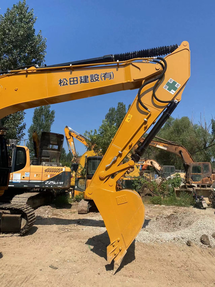 CAT 320DL Excavator - Crawler excavator: picture 5 CAT 320DL Excavator - Crawler excavator: picture 5