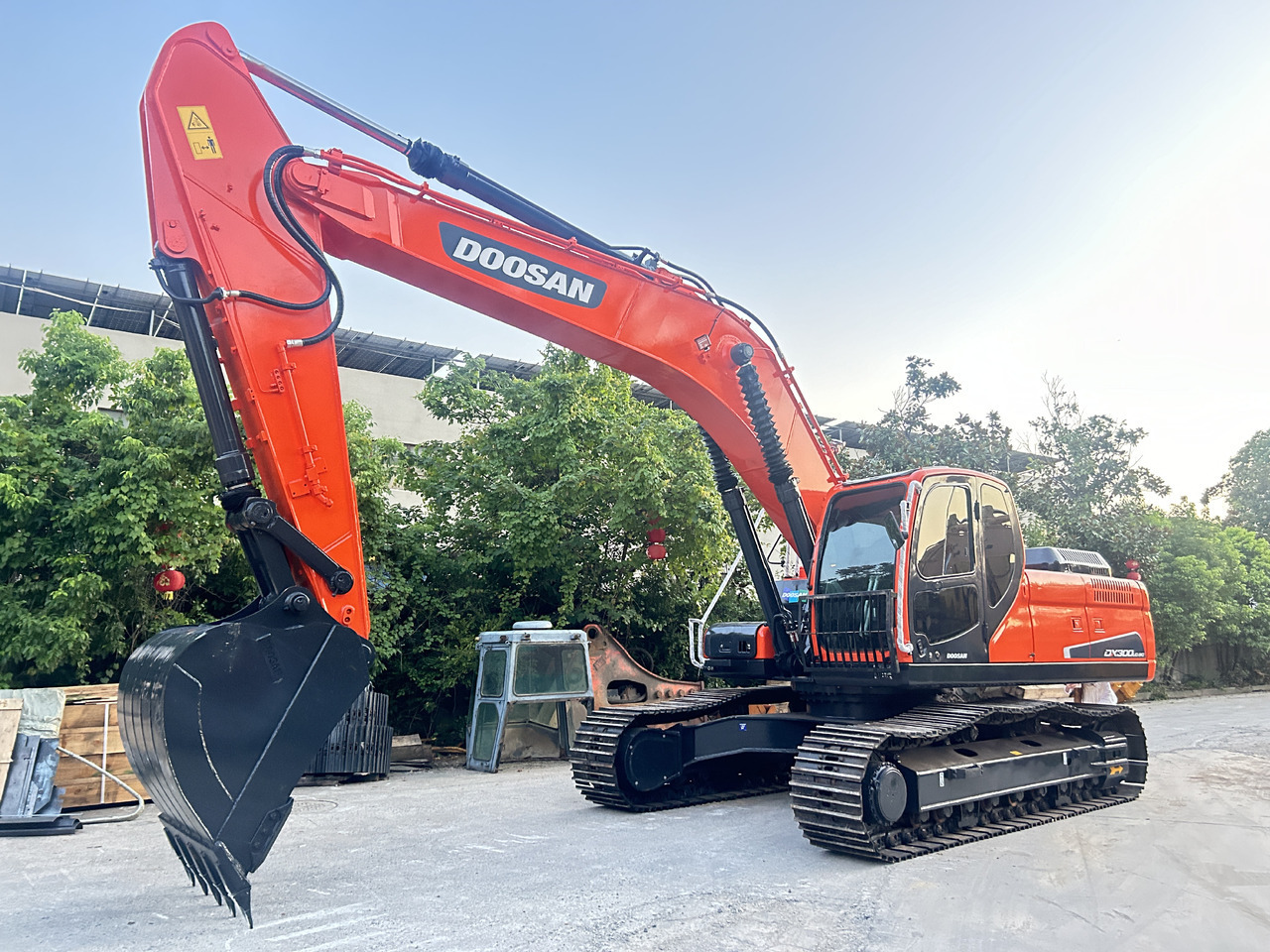 Doosan DX300LC Crawler Excavator - Crawler excavator: picture 2 Doosan DX300LC Crawler Excavator - Crawler excavator: picture 2
