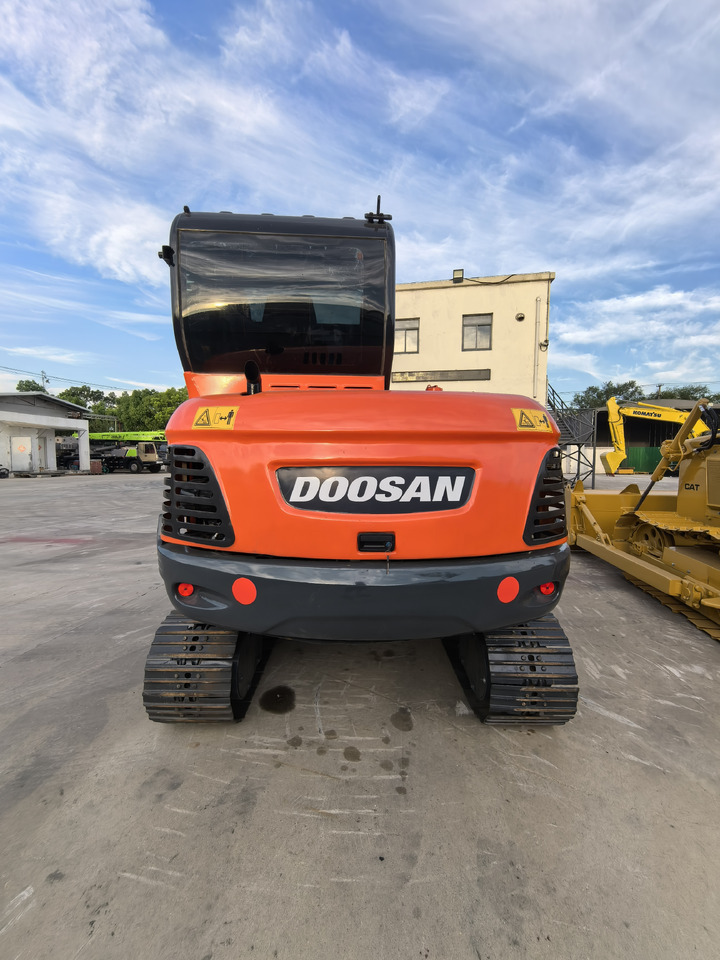 Doosan Dx60 Crawler Excavator - Crawler excavator: picture 1 Doosan Dx60 Crawler Excavator - Crawler excavator: picture 1