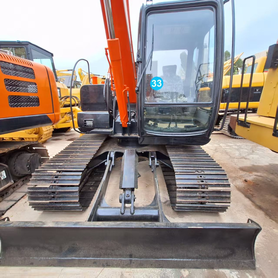 Hitachi EX60 Excavator - Crawler excavator: picture 1 Hitachi EX60 Excavator - Crawler excavator: picture 1