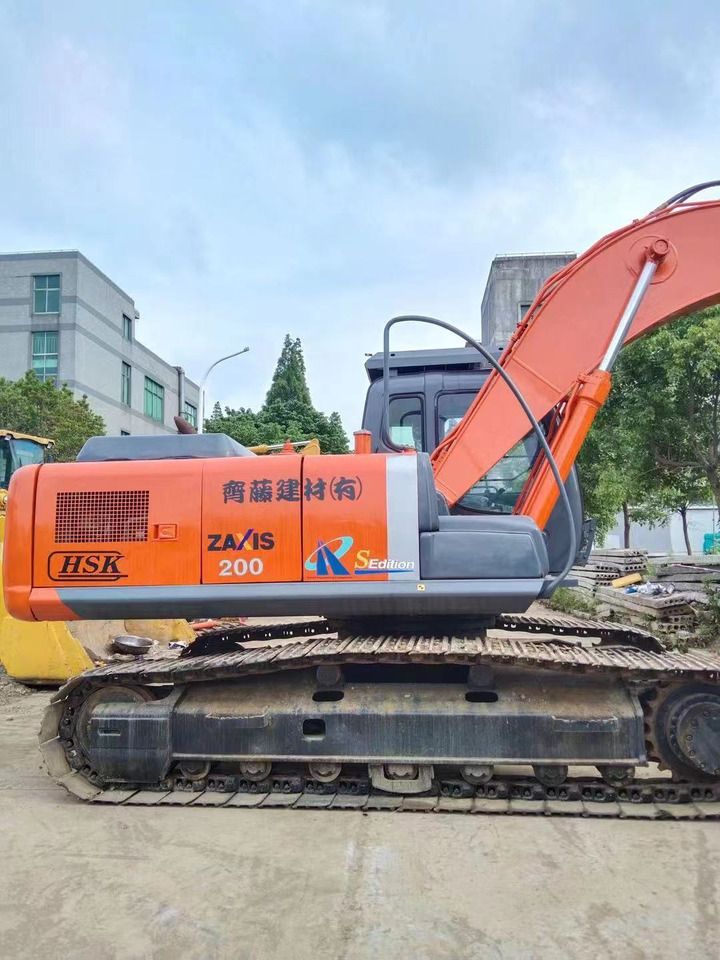 Hitachi ZX200 Excavator - Crawler excavator: picture 3 Hitachi ZX200 Excavator - Crawler excavator: picture 3