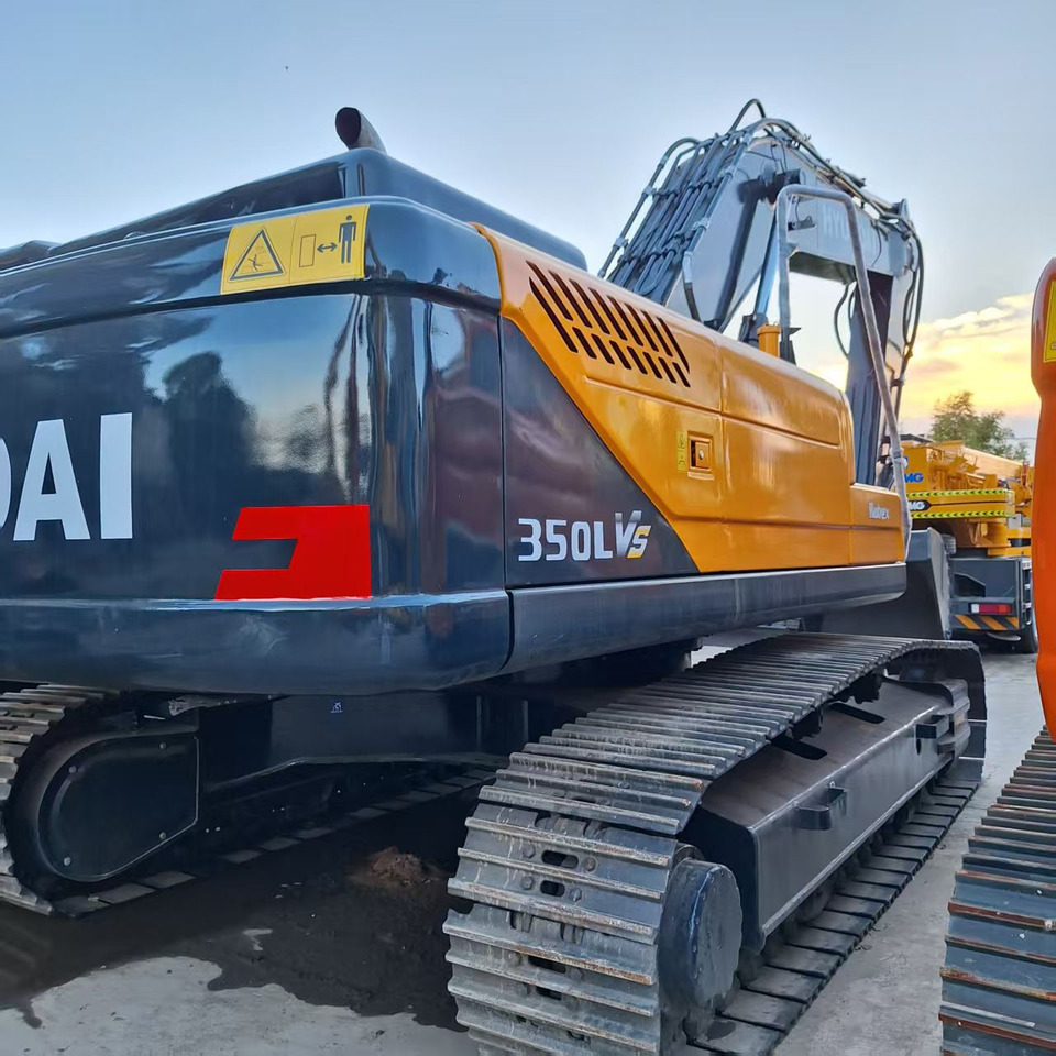 Hyundai 350LVS  excavator - Wheel excavator: picture 2 Hyundai 350LVS  excavator - Wheel excavator: picture 2