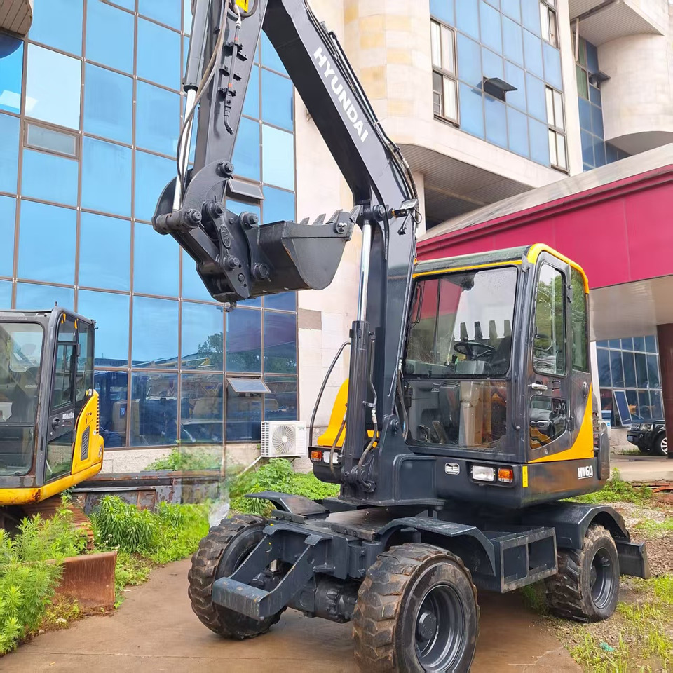 Hyundai HW60  excavator - Wheel excavator: picture 4 Hyundai HW60  excavator - Wheel excavator: picture 4