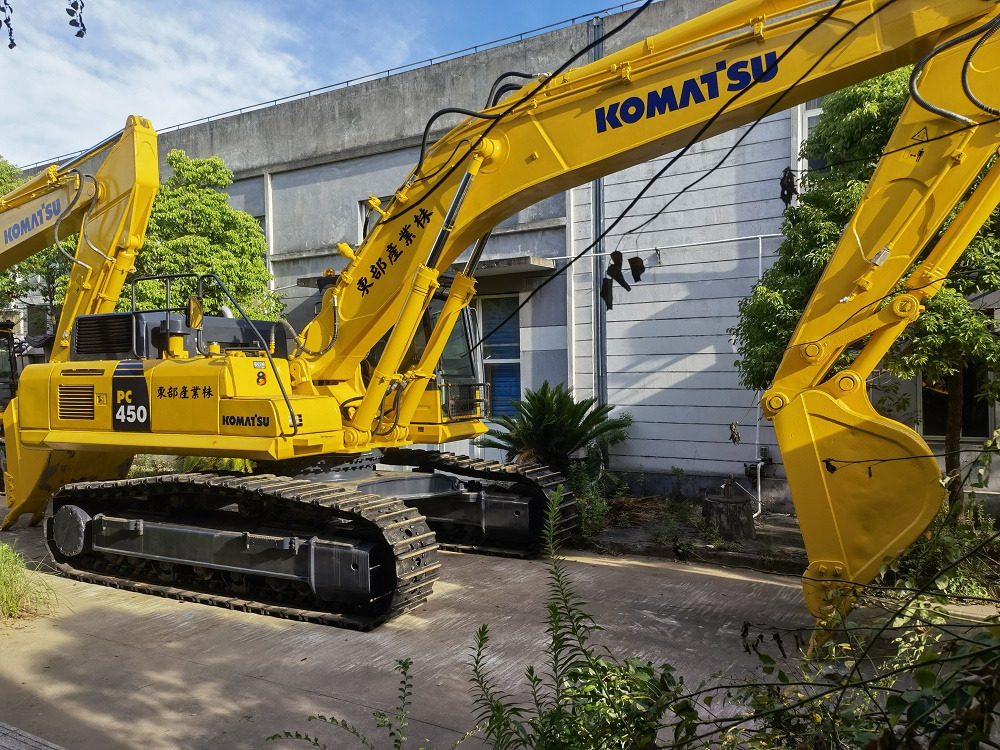 Komatsu PC450 -8 - Crawler excavator: picture 3 Komatsu PC450 -8 - Crawler excavator: picture 3
