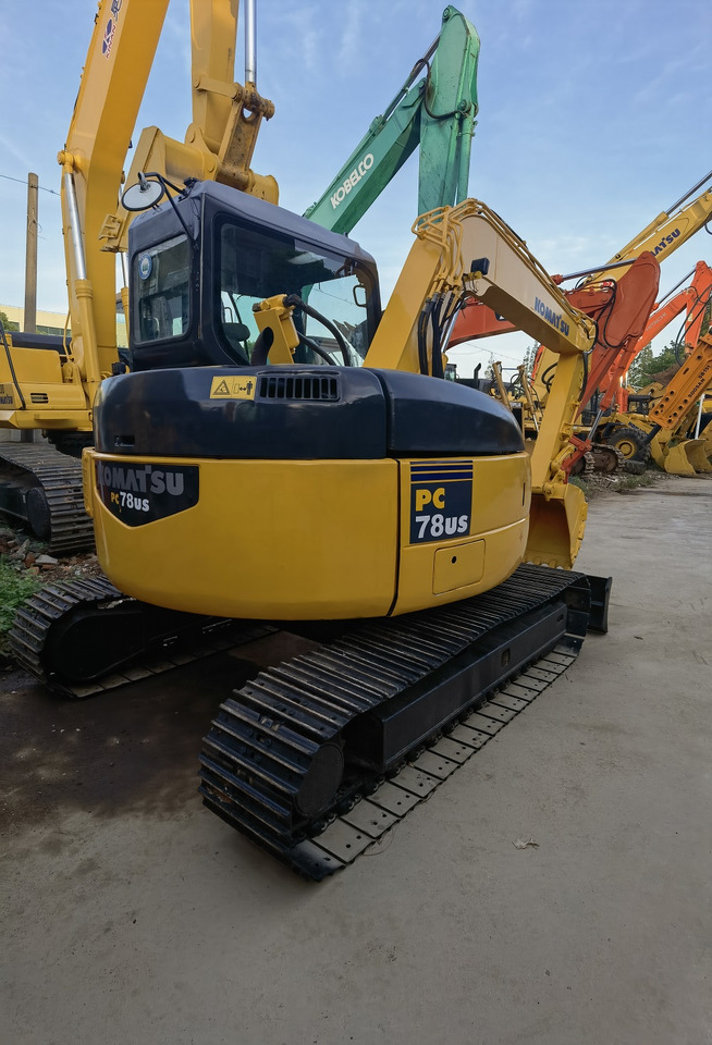 Komatsu pc78 Excavator - Crawler excavator: picture 2 Komatsu pc78 Excavator - Crawler excavator: picture 2