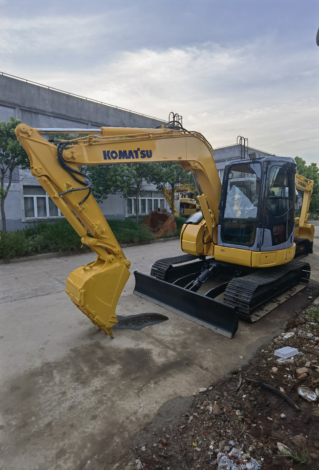 Komatsu pc78 Excavator - Crawler excavator: picture 4 Komatsu pc78 Excavator - Crawler excavator: picture 4