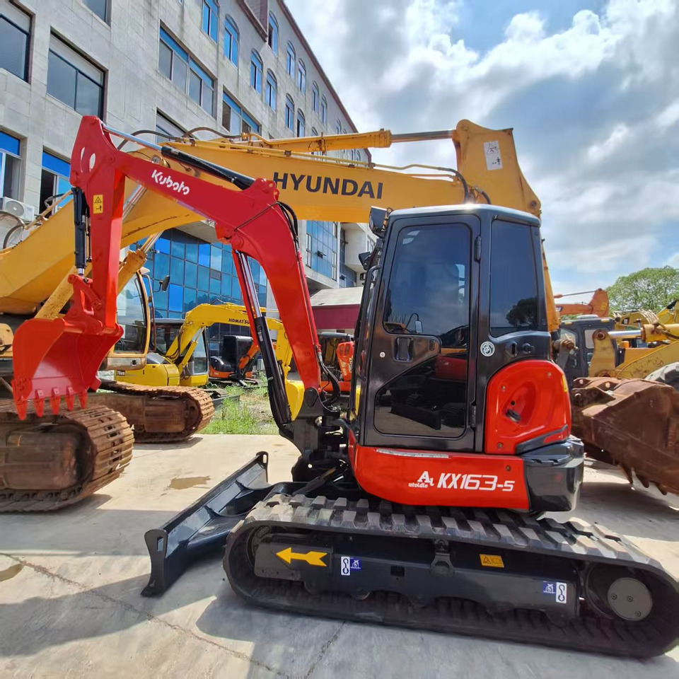 Kubota KX163 Excavator - Mini excavator: picture 3 Kubota KX163 Excavator - Mini excavator: picture 3