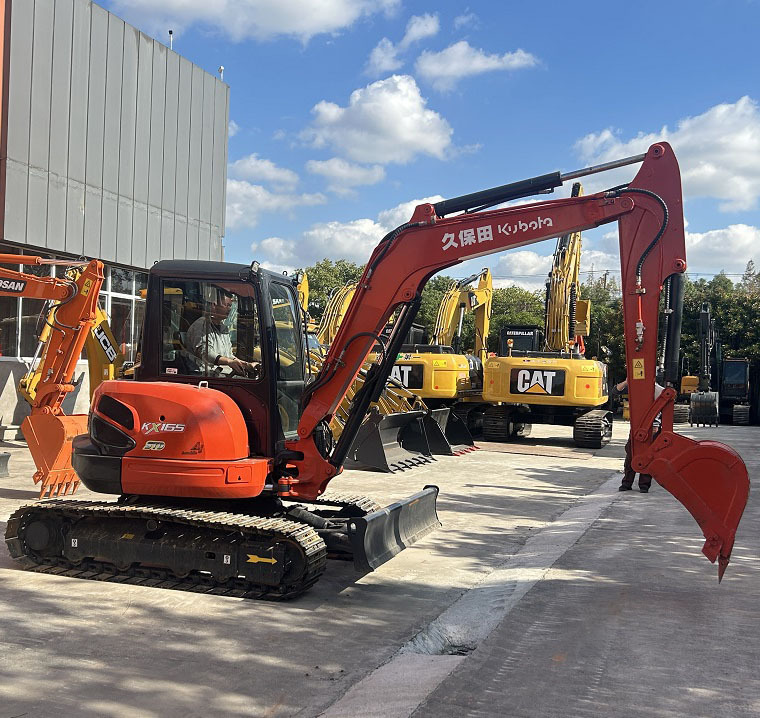 Kubota KX165 excavator - Mini excavator: picture 3 Kubota KX165 excavator - Mini excavator: picture 3