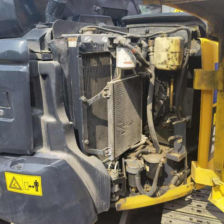 Made in Japan used komatsu excavator PC55MR 5ton hydraulic crawler komatsu pc55 excavator for sale - Mini excavator: picture 5 Made in Japan used komatsu excavator PC55MR 5ton hydraulic crawler komatsu pc55 excavator for sale - Mini excavator: picture 5