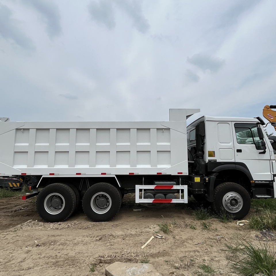 SINOTRUK Howo Dump truck 371hp 6x4 - Tipper: picture 2 SINOTRUK Howo Dump truck 371hp 6x4 - Tipper: picture 2