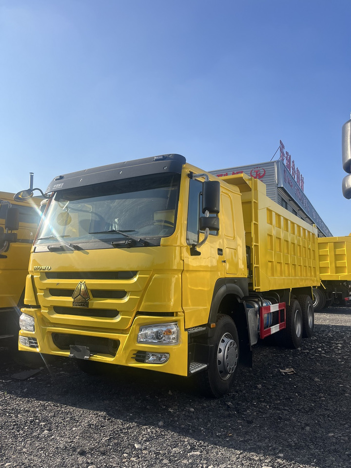 SINOTRUK Howo Dump truck 380hp 6x4 - Tipper: picture 4 SINOTRUK Howo Dump truck 380hp 6x4 - Tipper: picture 4