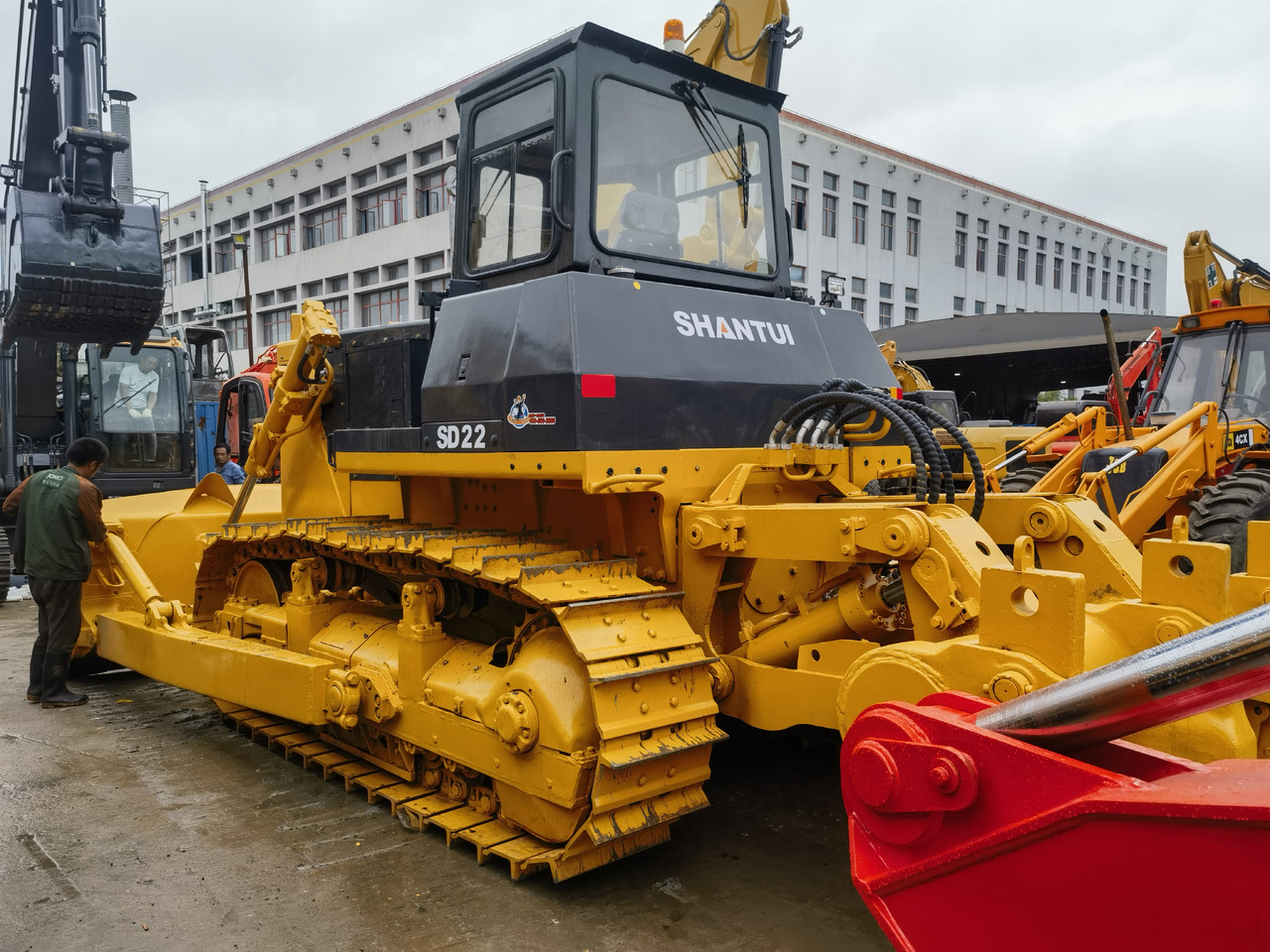 Shantui SD22 bulldozer - Bulldozer: picture 3 Shantui SD22 bulldozer - Bulldozer: picture 3