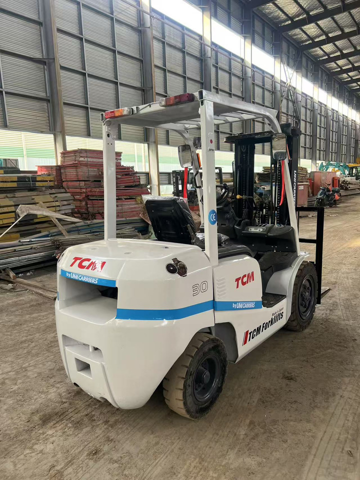 TCM FD30 Forklift - Diesel forklift: picture 1 TCM FD30 Forklift - Diesel forklift: picture 1