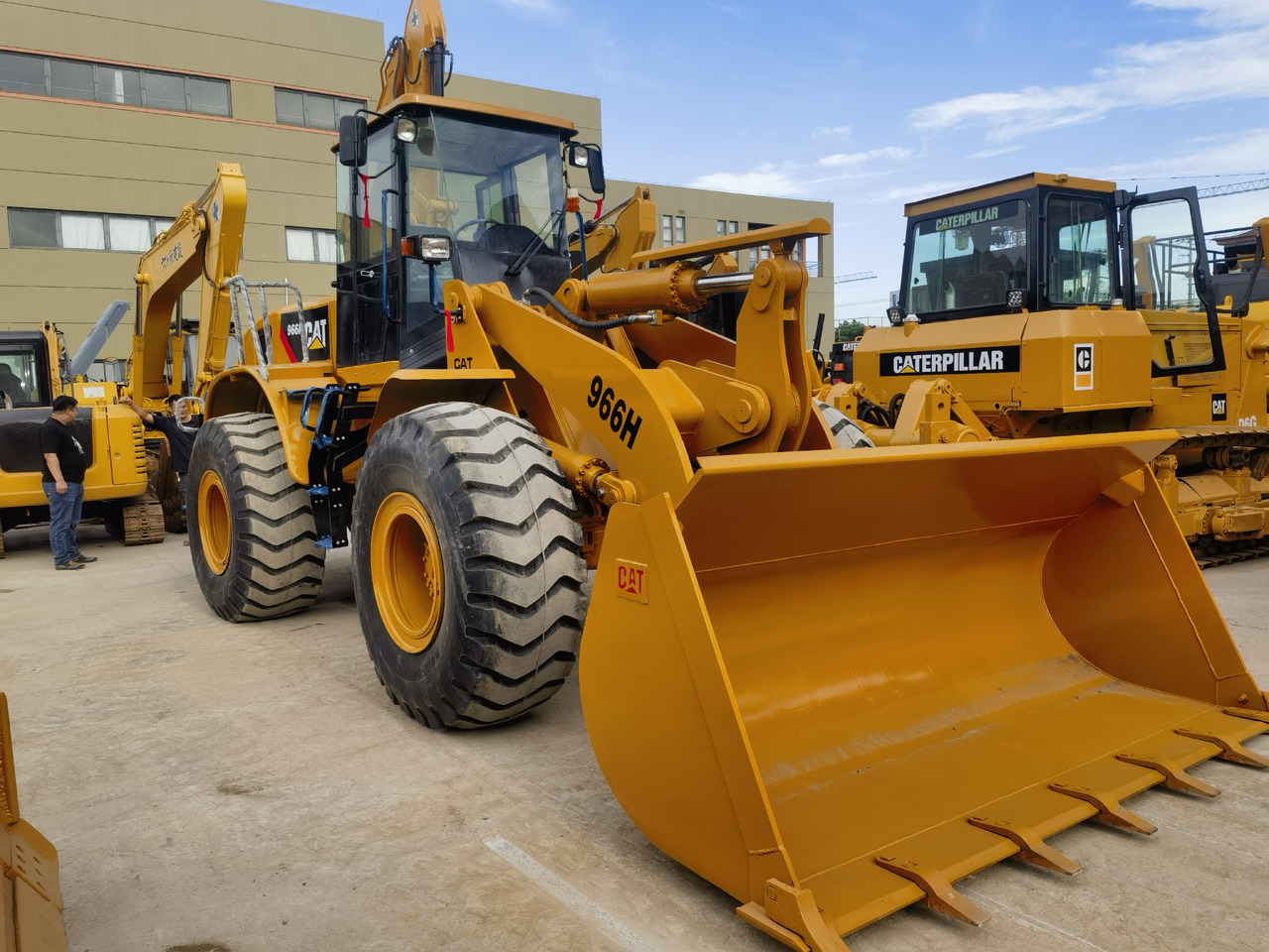 Used CAT 966H Wheel Loader - Wheel loader: picture 4 Used CAT 966H Wheel Loader - Wheel loader: picture 4