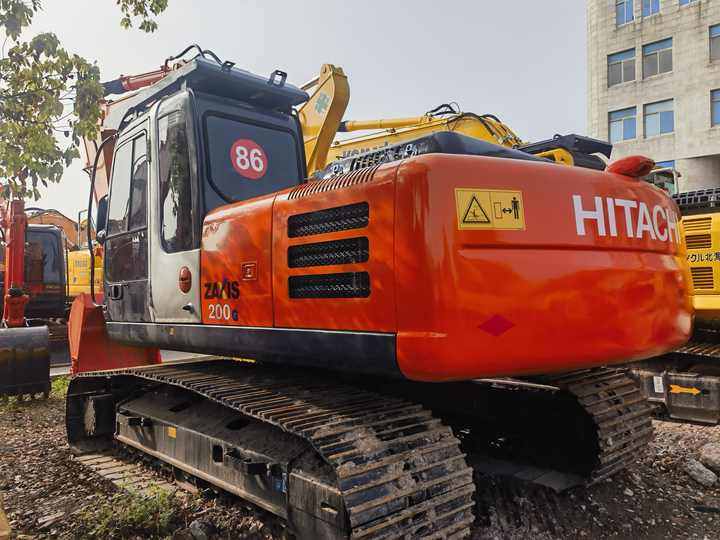 Used Original Japan excavator Hitachi ZX200-3G second hand excavator machine for sale - Crawler excavator: picture 4 Used Original Japan excavator Hitachi ZX200-3G second hand excavator machine for sale - Crawler excavator: picture 4