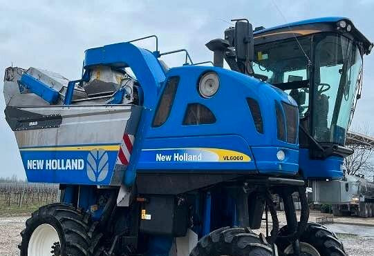 Vendemmiatrice Braud VL 6060 - Grape harvesting machine: picture 2 Vendemmiatrice Braud VL 6060 - Grape harvesting machine: picture 2
