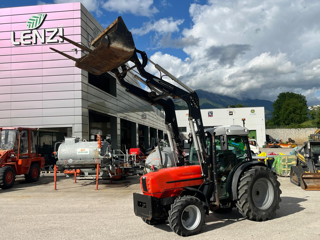 SAME FRUTTETO S 100 – CARICATORE - Farm tractor: picture 1 SAME FRUTTETO S 100 – CARICATORE - Farm tractor: picture 1