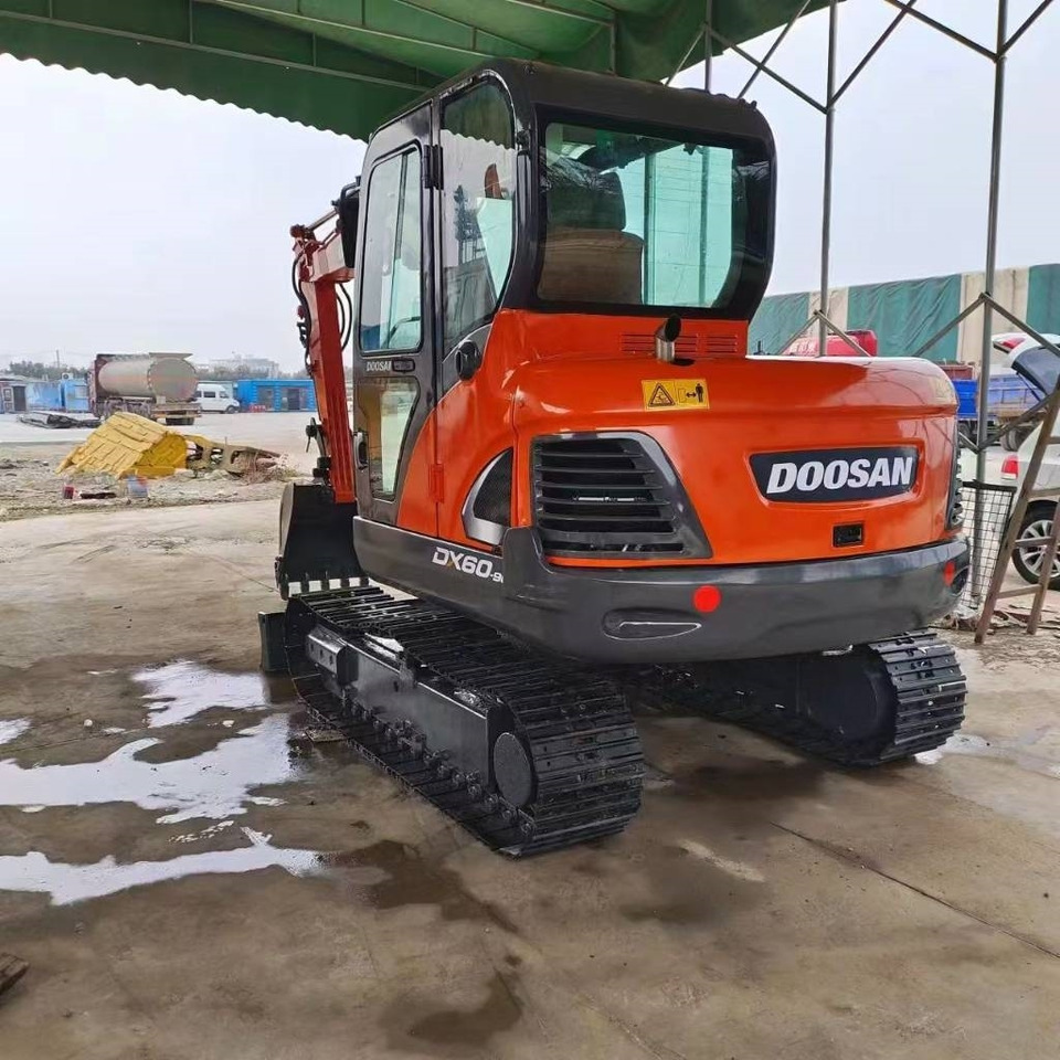 Mini excavator Doosan DX 60: picture 22