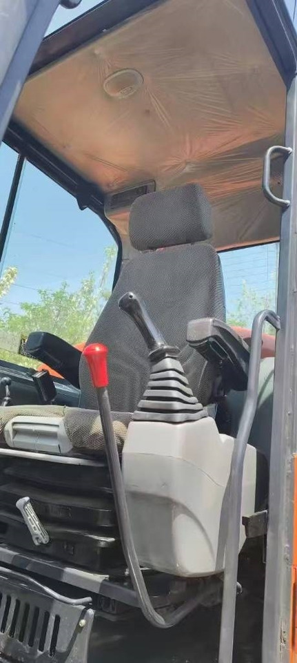 Mini excavator Doosan DX 60: picture 25