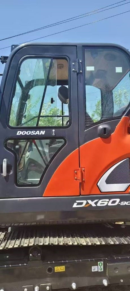 Mini excavator Doosan DX 60: picture 8