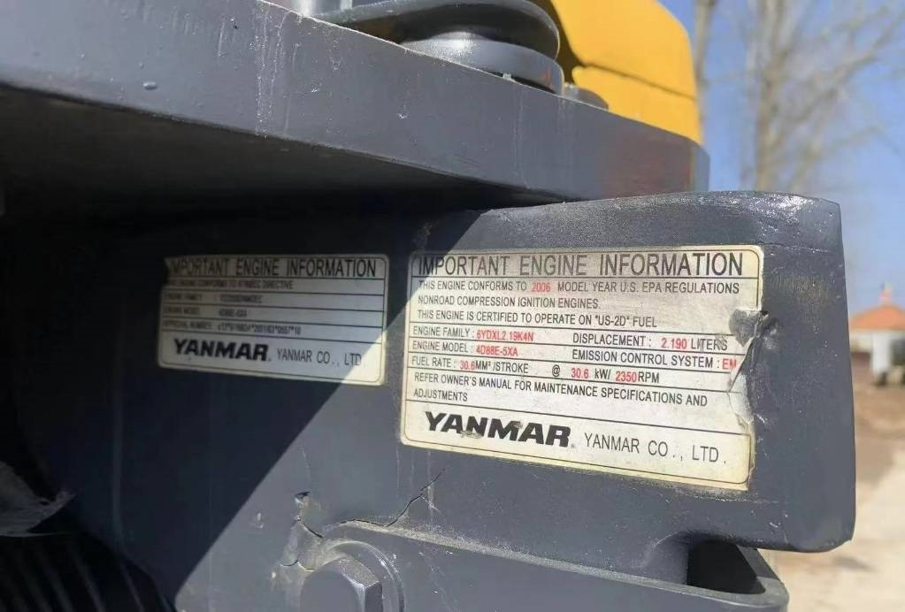 Mini excavator Komatsu PC 55: picture 6