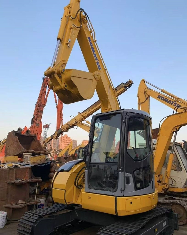 Komatsu PC 78 US - Crawler excavator: picture 4 Komatsu PC 78 US - Crawler excavator: picture 4