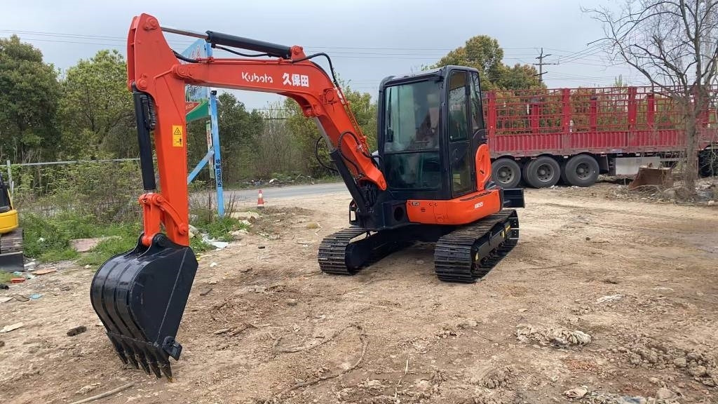 Kubota 155  - Crawler excavator: picture 4 Kubota 155  - Crawler excavator: picture 4