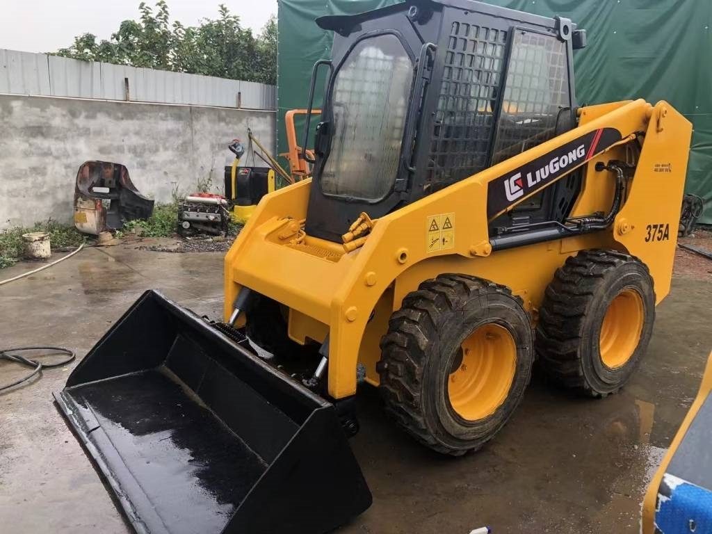 Liugong 375A - Telescopic handler: picture 5 Liugong 375A - Telescopic handler: picture 5