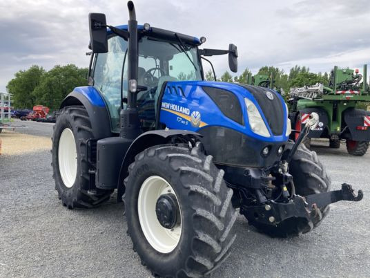 New Holland T7.165 S - Farm tractor: picture 2 New Holland T7.165 S - Farm tractor: picture 2