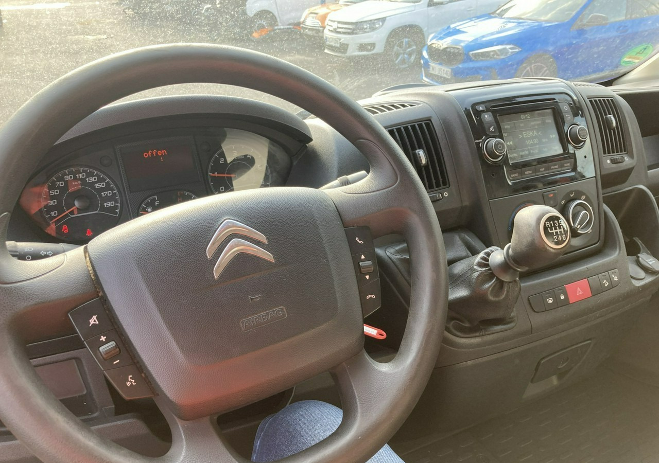 Vending truck Citroen Jumper Jumper Autosklep Gastronomiczny Food Truck Foodtruck sklep bar 2015: picture 16 Vending truck Citroen Jumper Jumper Autosklep Gastronomiczny Food Truck Foodtruck sklep bar 2015: picture 16