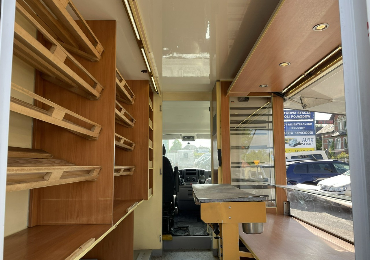 Fiat Ducato Ducato Autosklep pieczy Gastronomiczny Food Truck Foodtruck sklep 20 - Vending truck: picture 2 Fiat Ducato Ducato Autosklep pieczy Gastronomiczny Food Truck Foodtruck sklep 20 - Vending truck: picture 2