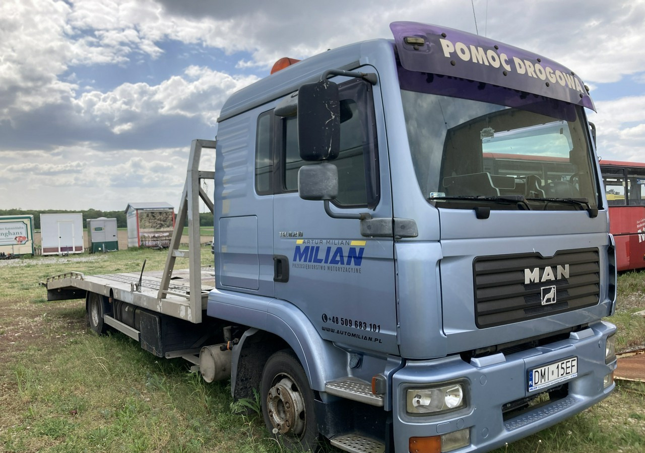 MAN TGL 8.210 Pomoc drogowa Autolaweta x 2 MAN TGL 8.210 Pomoc drogowa Autolaweta na 2 Auta 2005 - Tow truck: picture 2 MAN TGL 8.210 Pomoc drogowa Autolaweta x 2 MAN TGL 8.210 Pomoc drogowa Autolaweta na 2 Auta 2005 - Tow truck: picture 2