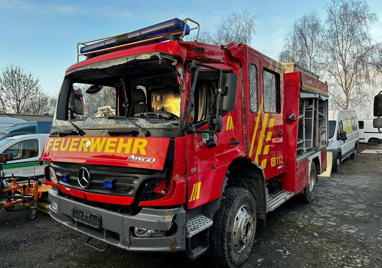 Mercedes-Benz Inny Mercedes-Benz Atego 918 Straż Pożarna 4X4 2006 - Fire truck: picture 5 Mercedes-Benz Inny Mercedes-Benz Atego 918 Straż Pożarna 4X4 2006 - Fire truck: picture 5