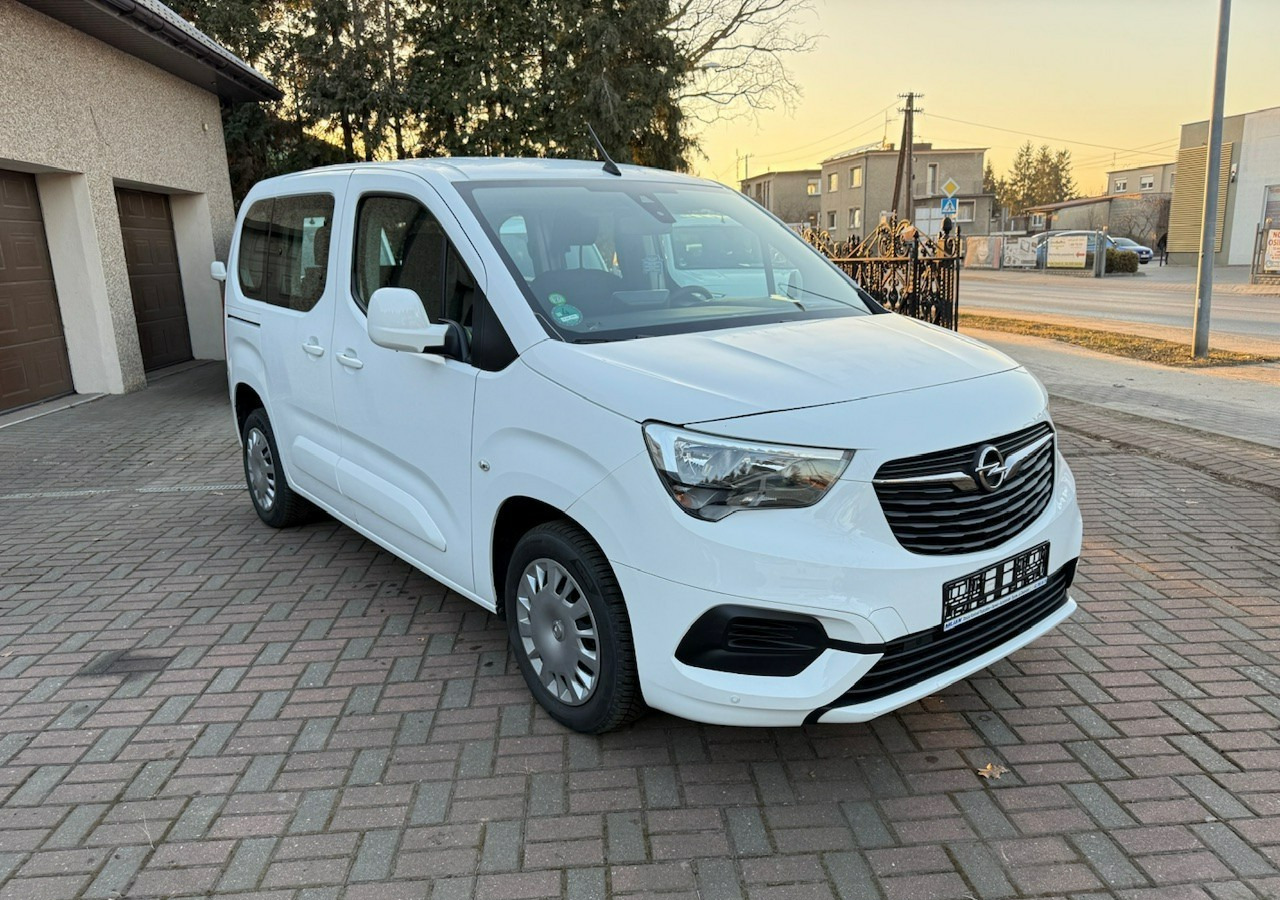 Car Opel Combo IV Combo Life Combo do przewozu Niepełnosprawnych inwalida rampa Model 2021: picture 11