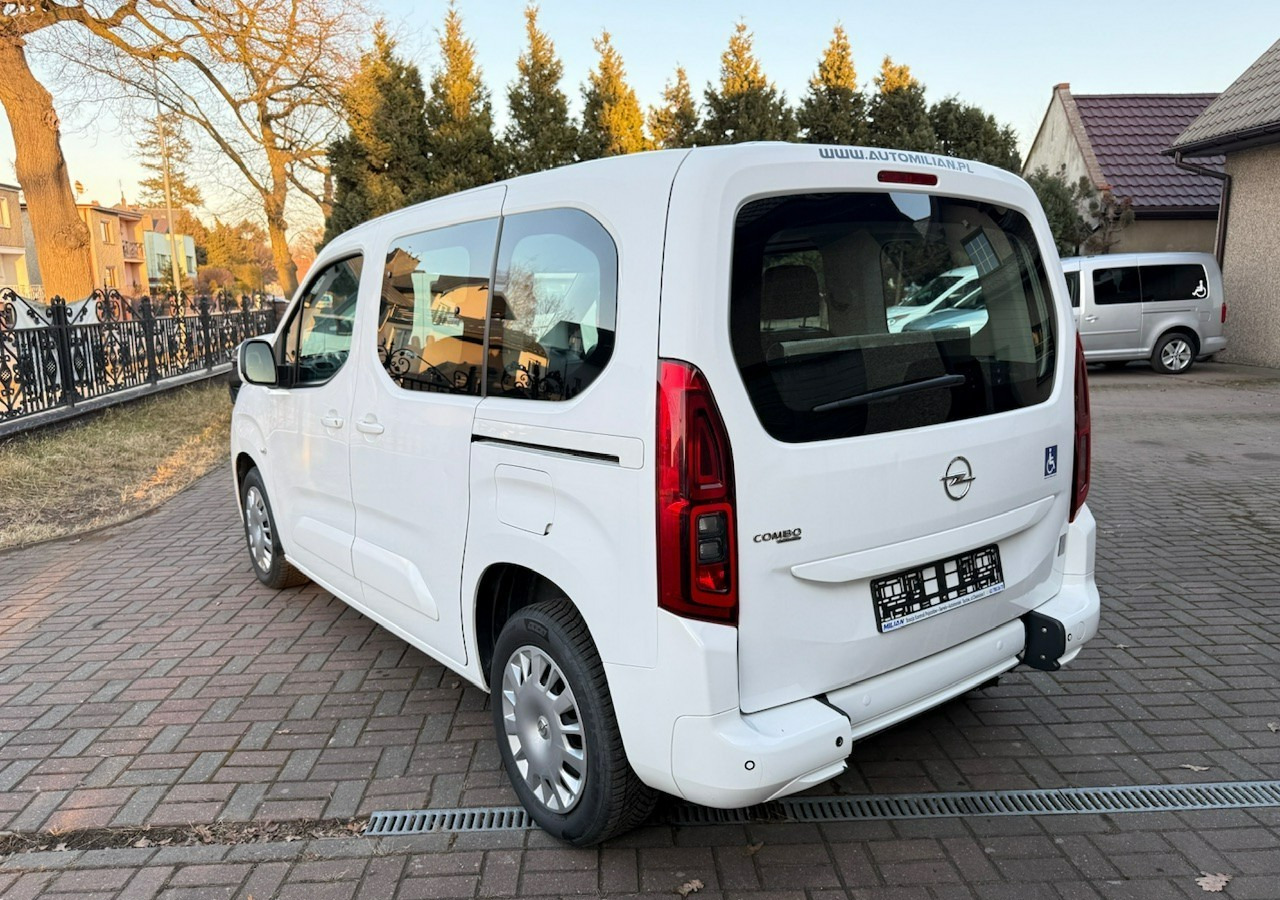 Car Opel Combo IV Combo Life Combo do przewozu Niepełnosprawnych inwalida rampa Model 2021: picture 8