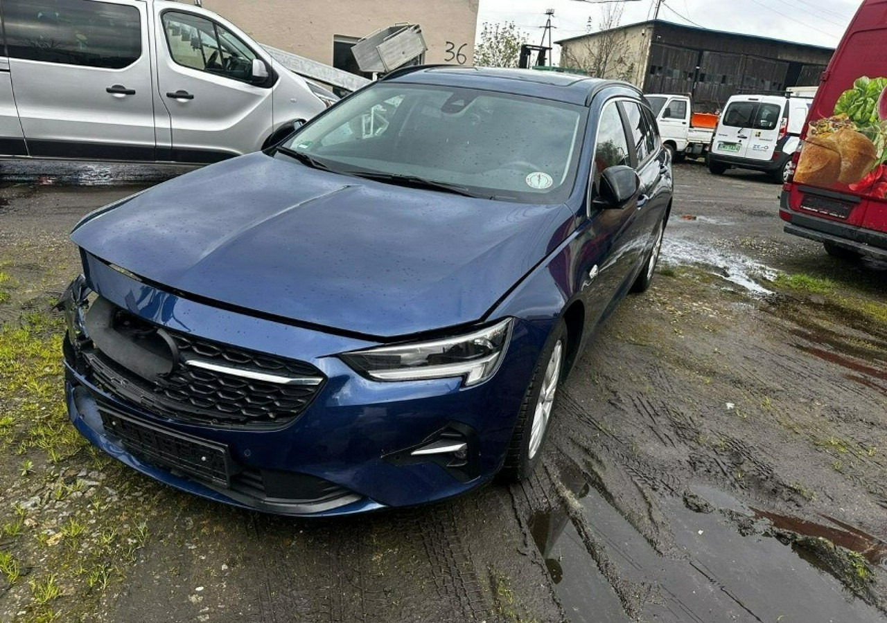 Opel Insignia II Country Tourer 1.5 CDTI 122KM Automat FullLed Panorama Klimatronik 2021 - Car: picture 2 Opel Insignia II Country Tourer 1.5 CDTI 122KM Automat FullLed Panorama Klimatronik 2021 - Car: picture 2
