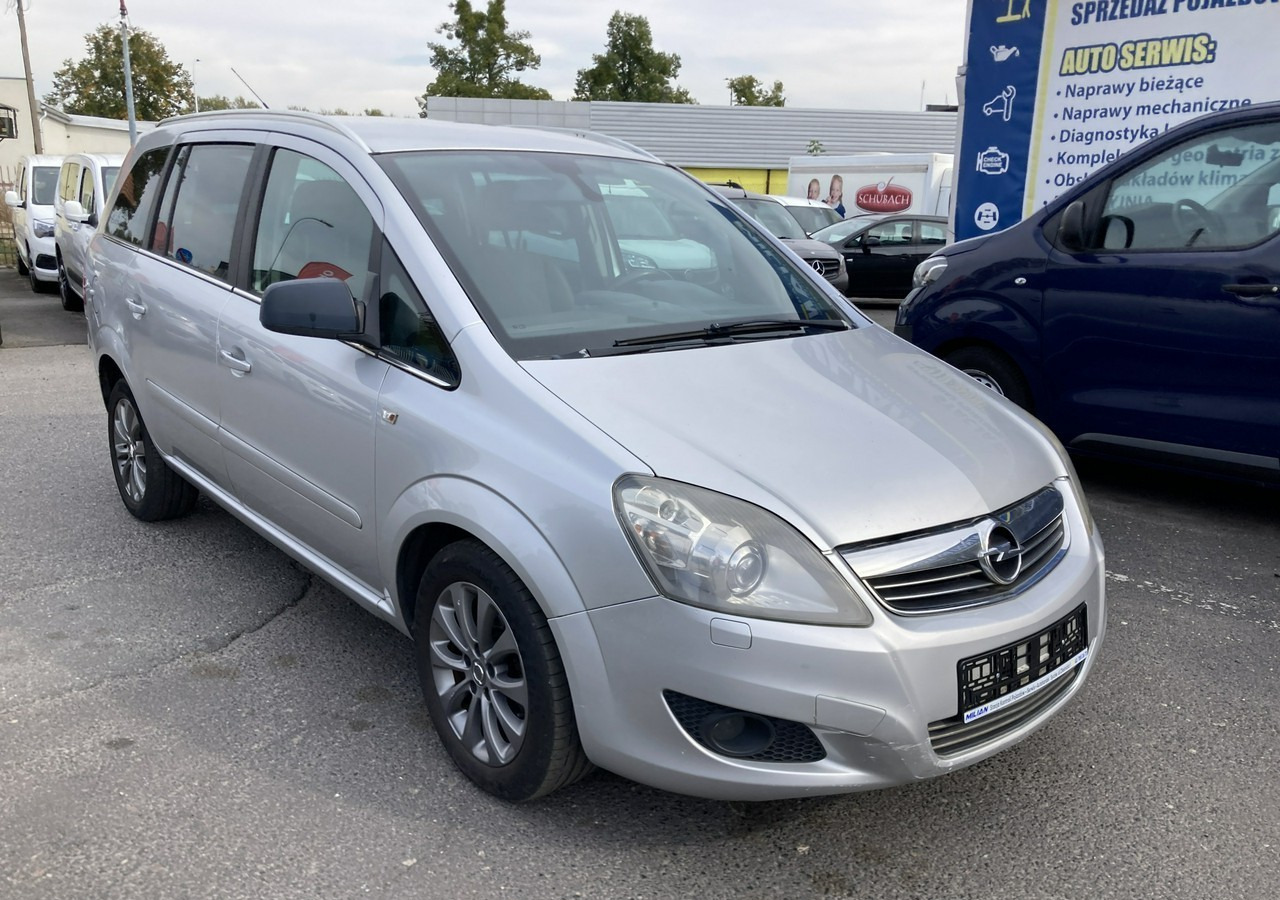 Opel Zafira B Opel Zafira do przewozu Niepełnosprawnych inwalida rampa - Car: picture 4 Opel Zafira B Opel Zafira do przewozu Niepełnosprawnych inwalida rampa - Car: picture 4
