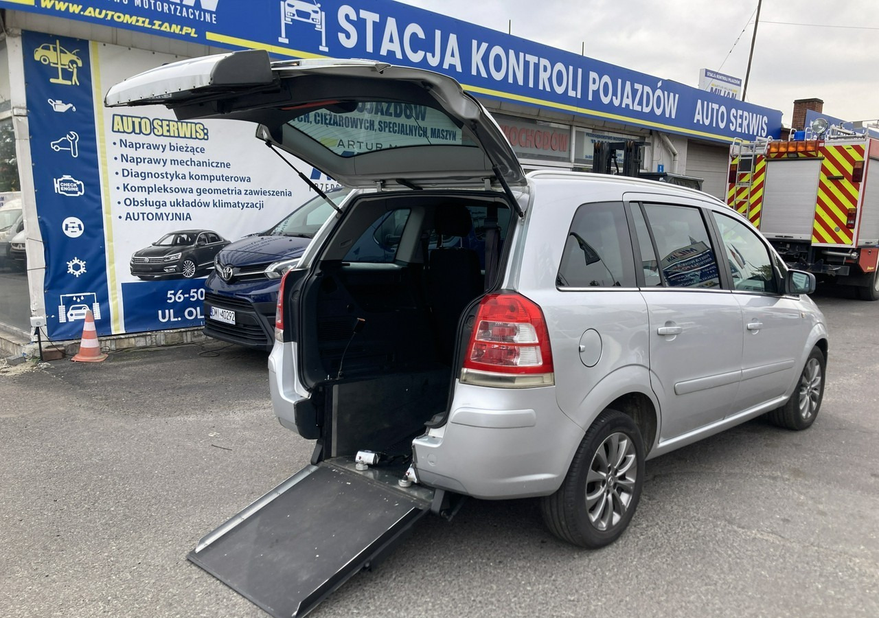 Opel Zafira B Opel Zafira do przewozu Niepełnosprawnych inwalida rampa - Car: picture 3 Opel Zafira B Opel Zafira do przewozu Niepełnosprawnych inwalida rampa - Car: picture 3