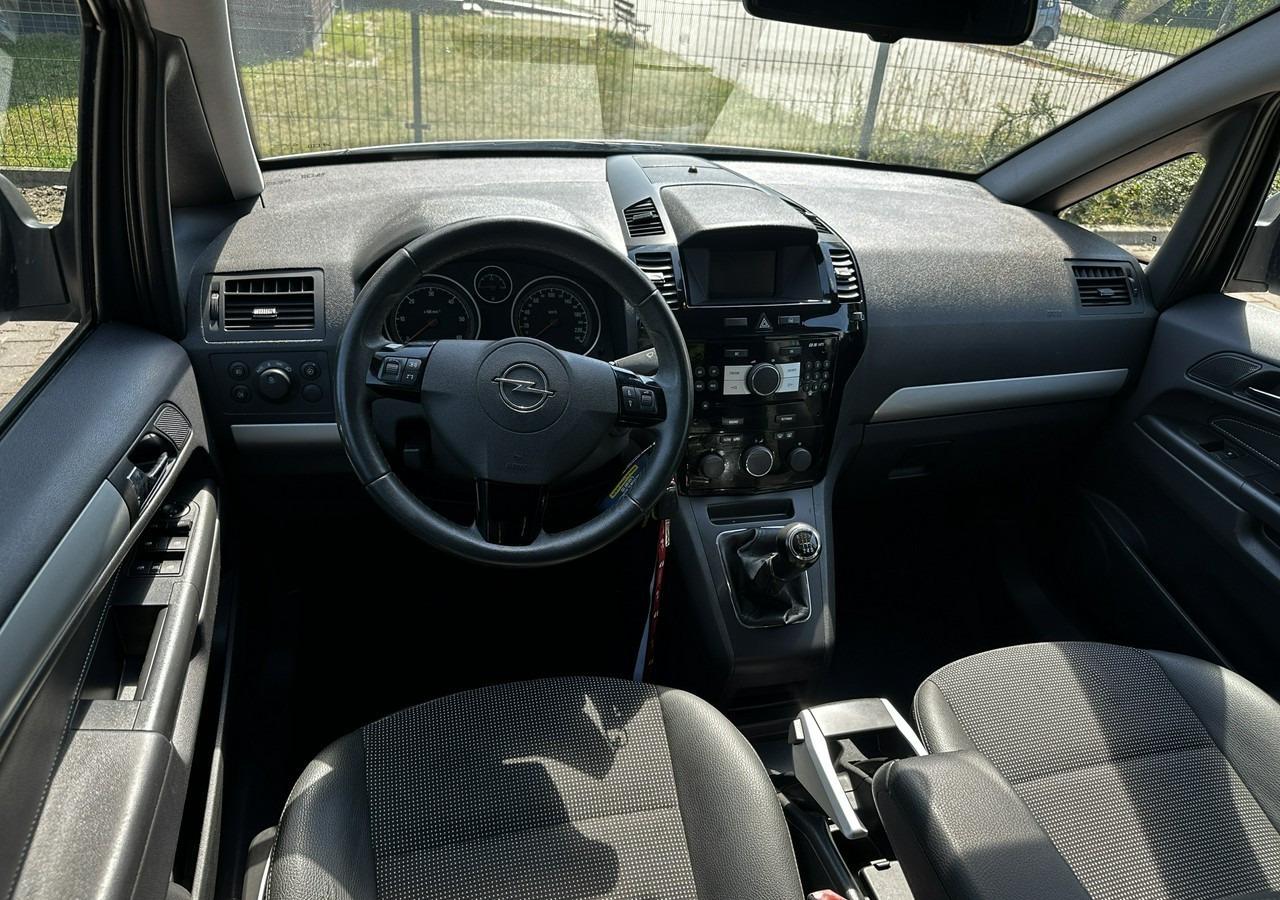 Car Opel Zafira B Opel Zafira do przewozu osób Niepełnosprawnych inwalida rampa: picture 14