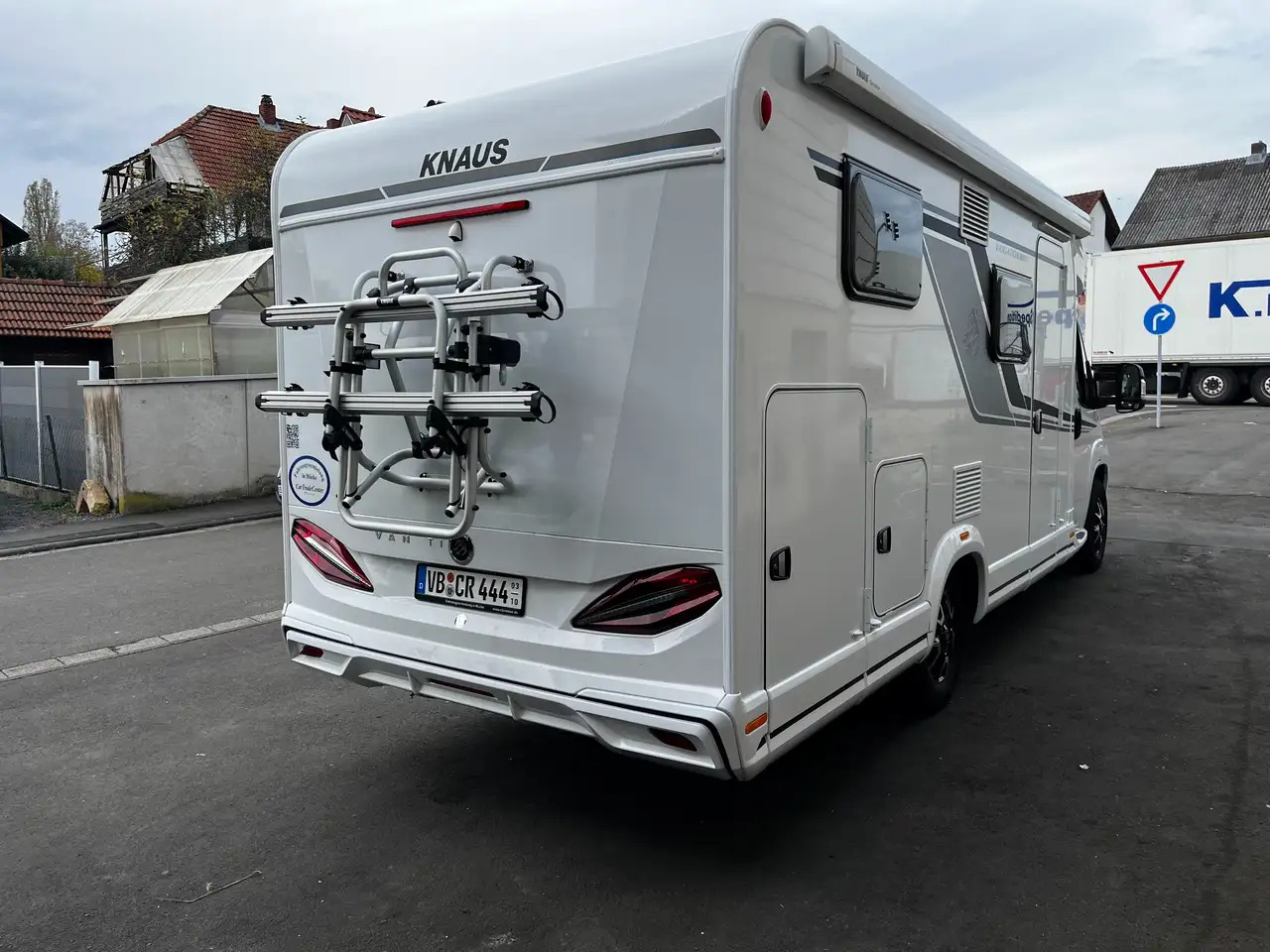 Knaus VAN TI 650 MEG VANSATION - Semi-integrated motorhome: picture 4 Knaus VAN TI 650 MEG VANSATION - Semi-integrated motorhome: picture 4