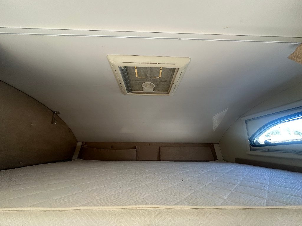 ELNAGH KING 55 - Alcove motorhome: picture 4 ELNAGH KING 55 - Alcove motorhome: picture 4