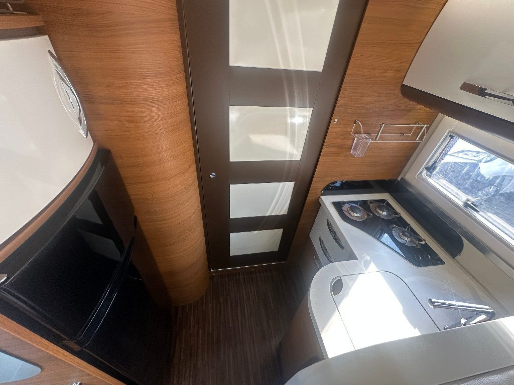 ELNAGH KING 55 - Alcove motorhome: picture 5 ELNAGH KING 55 - Alcove motorhome: picture 5