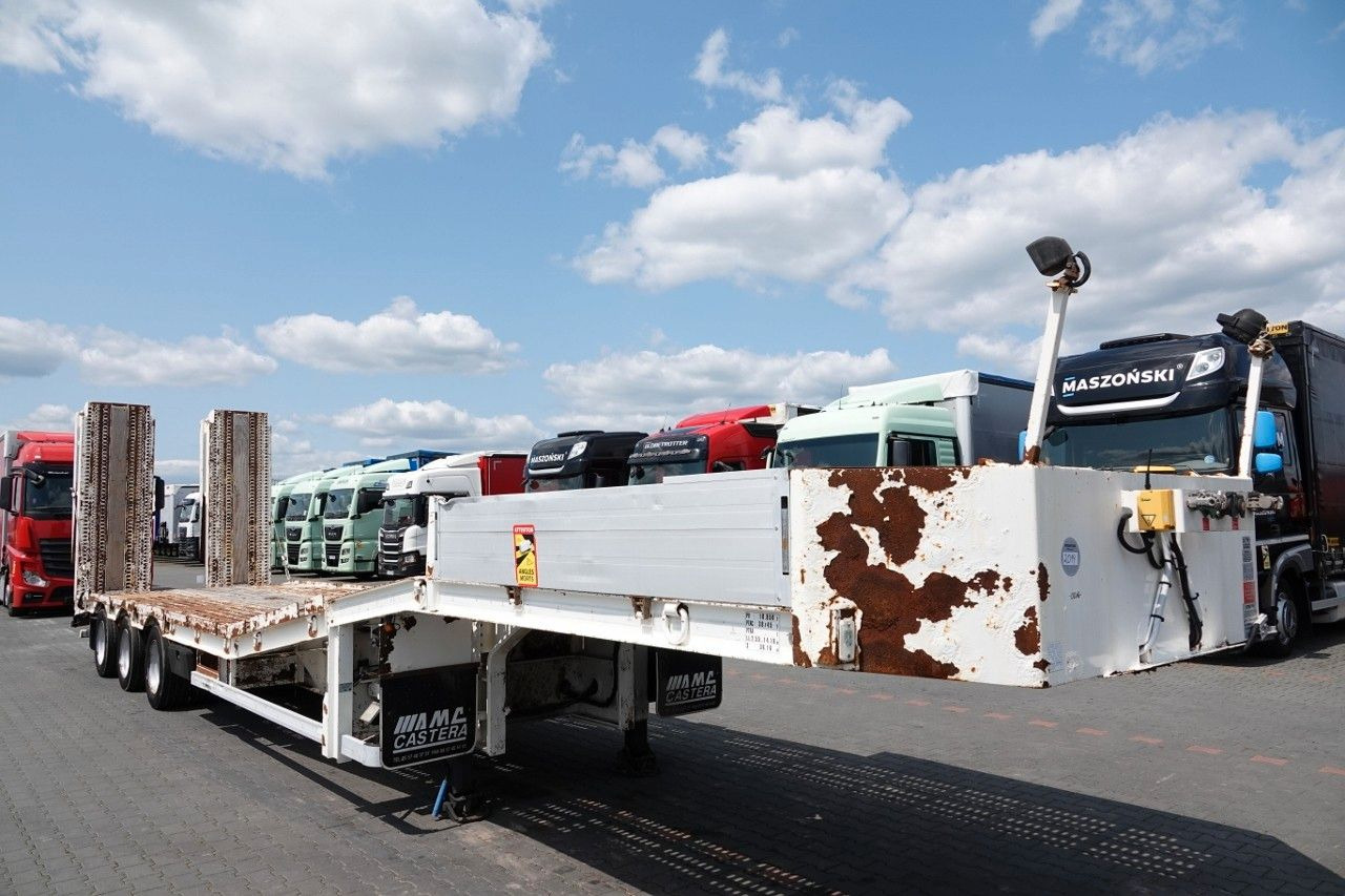 CASTERA NACZEPA LAWETA / NISKOPODWOZIOWA / 13,4 - Low loader semi-trailer: picture 4 CASTERA NACZEPA LAWETA / NISKOPODWOZIOWA / 13,4 - Low loader semi-trailer: picture 4