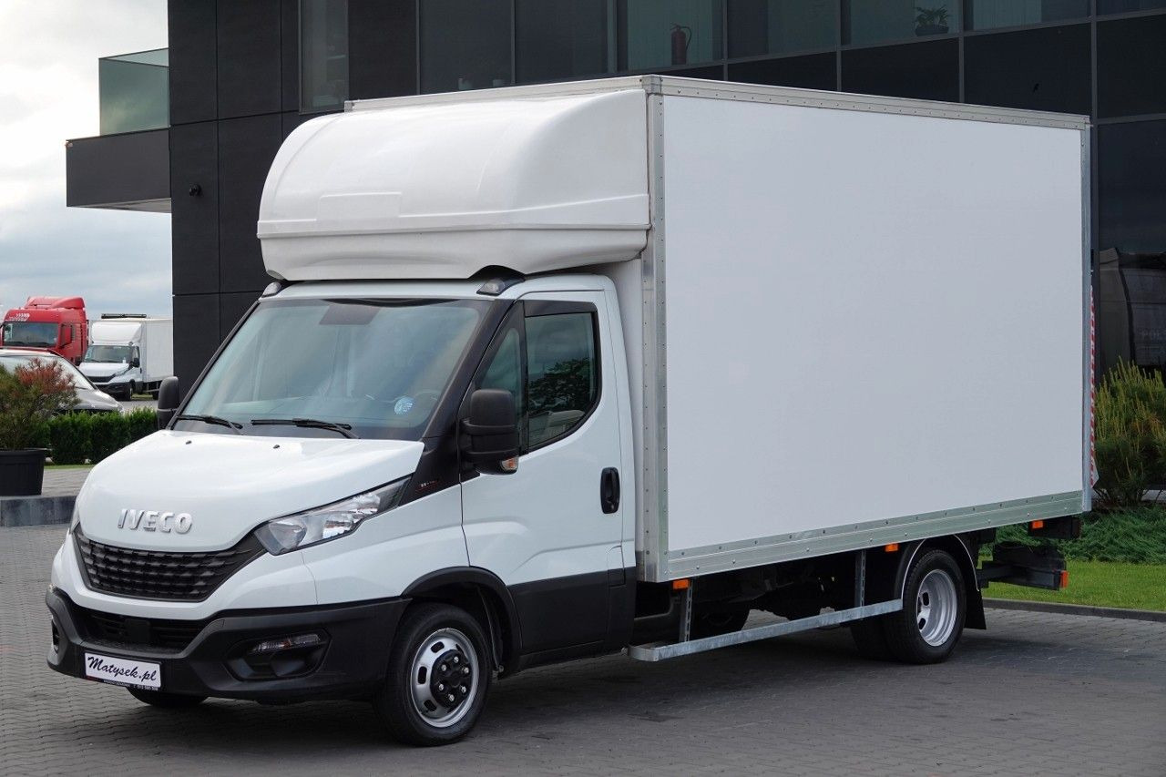 Iveco DAILY 3,0 D / KONTENER / 2021 / BLIŹNIAK / WINDA - Refrigerated van: picture 3 Iveco DAILY 3,0 D / KONTENER / 2021 / BLIŹNIAK / WINDA - Refrigerated van: picture 3