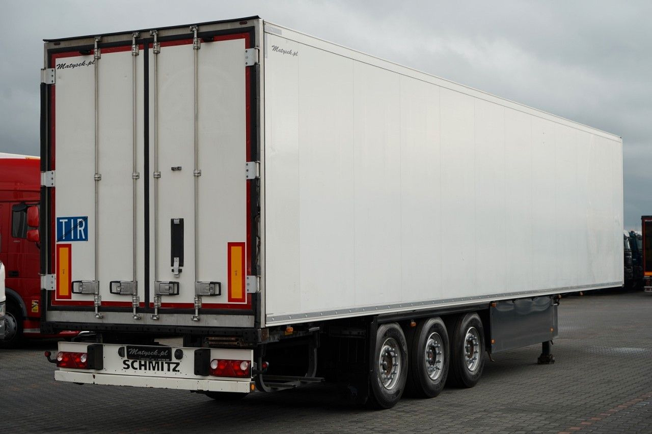 Schmitz Cargobull CHŁODNIA / THERMO KING SLX 300 / HAKÓWKA / HAKOW - Refrigerator semi-trailer: picture 4 Schmitz Cargobull CHŁODNIA / THERMO KING SLX 300 / HAKÓWKA / HAKOW - Refrigerator semi-trailer: picture 4