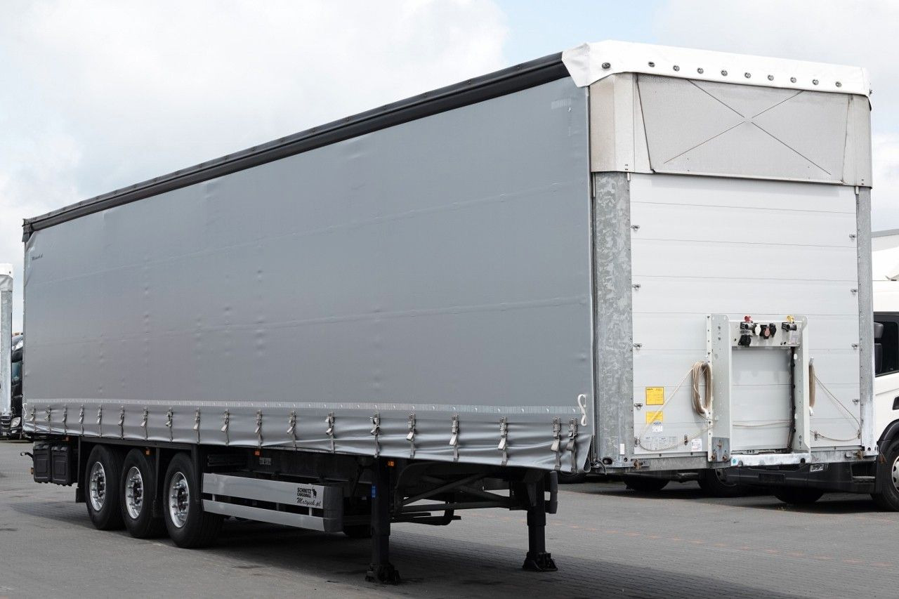 Schmitz Cargobull FIRANKA / STANDARD / MULDA DO STALI - 9 M / / - Curtainsider semi-trailer: picture 1 Schmitz Cargobull FIRANKA / STANDARD / MULDA DO STALI - 9 M / / - Curtainsider semi-trailer: picture 1