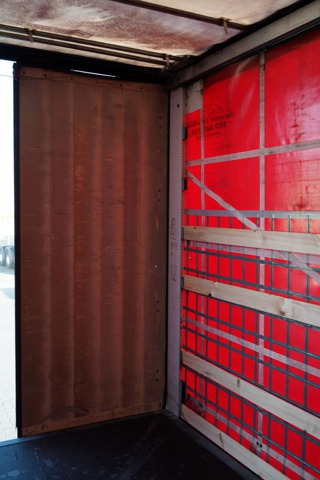 Curtainsider semi-trailer Schmitz Cargobull / FIRANKA / STANDARD / PLANDEKA ZBROJONA / SPROW: picture 13 Curtainsider semi-trailer Schmitz Cargobull / FIRANKA / STANDARD / PLANDEKA ZBROJONA / SPROW: picture 13